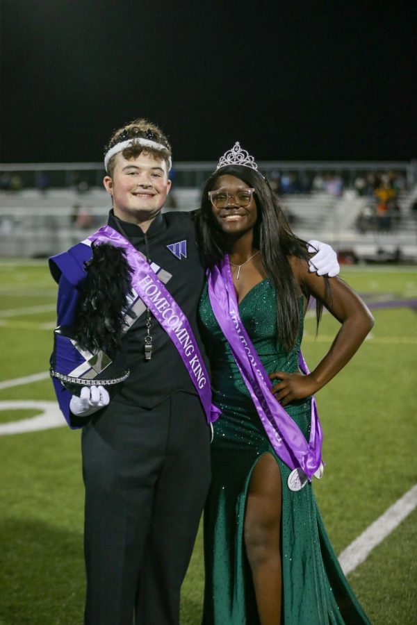 Crosson and Meeks crowned 2022 Homecoming Royalty