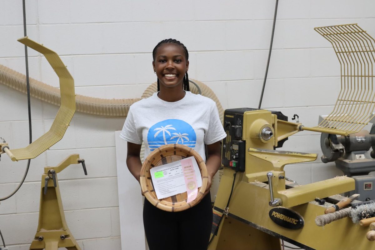 Sophomore JaMya Smith, with her second bowl that she made in woodshop, impressed many. Using multiple different types of wood, Smith showcased elite level woodworking skills, despite the problems she faced. The main problem that Smith faced was that she picked up the wrong type of wood, so half of her bowl is crafted with the wrong wood, but that didn’t stop judges from ranking her 6th in the state.
